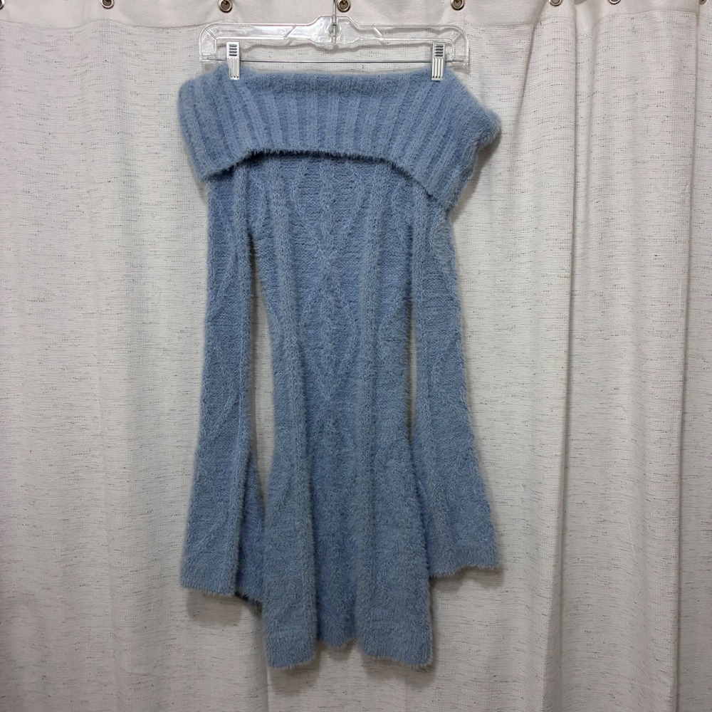 Forever 21 Light Blue Eyelash Cable Knit Off Shoulder Bell Sleeve Dress XS